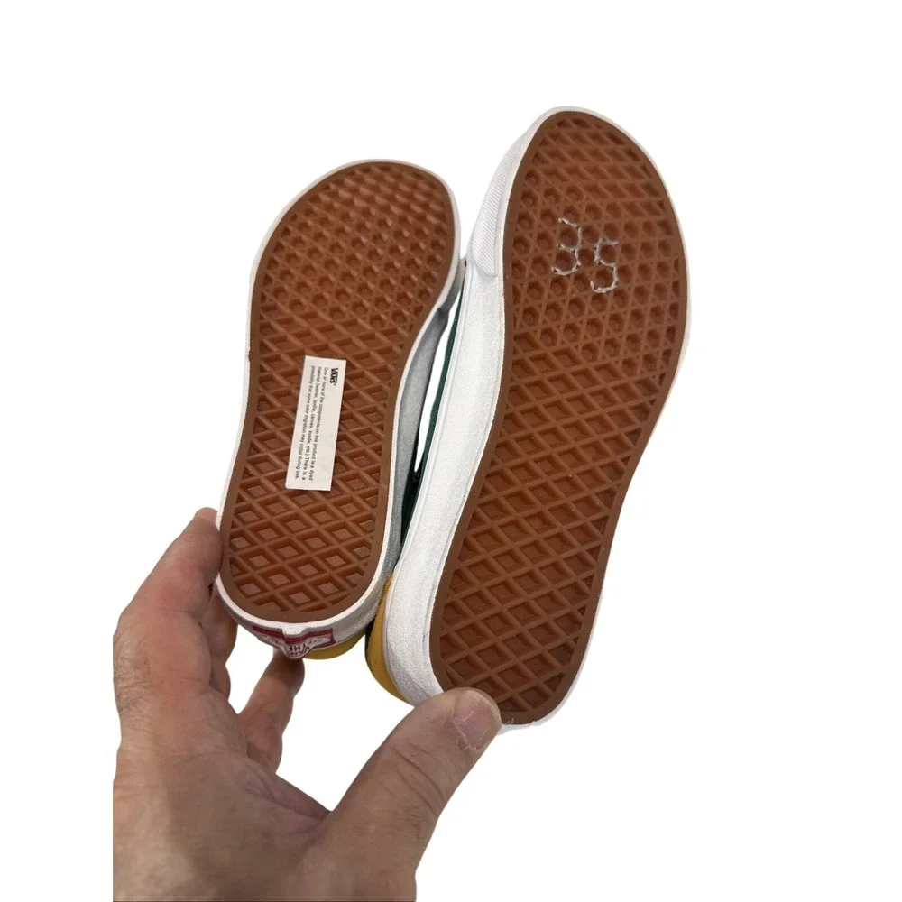Vans product pair